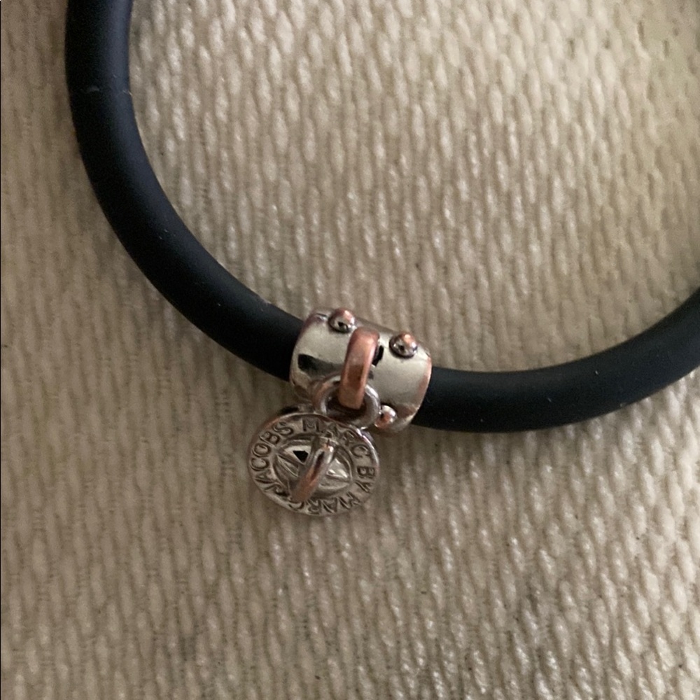 Marc Jacobs Elegant Black and Silver Bracelet - Picture 2 of 3